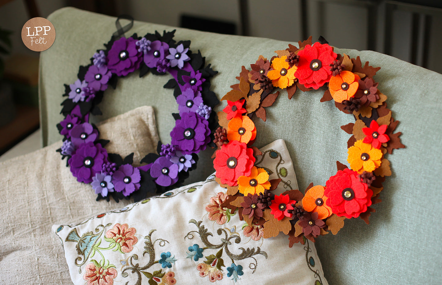 FELT AUTUMN WREATH - SVG